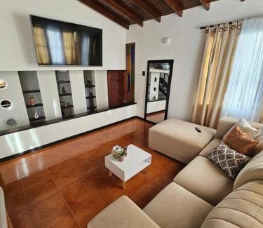 La America Casa | Casa luz