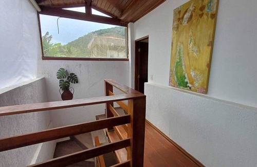 Praia da Enseada Casa | Casa Luz do Sol - Praia da Enseada Ubatuba n270 mt da PraianAceitamos seu PET