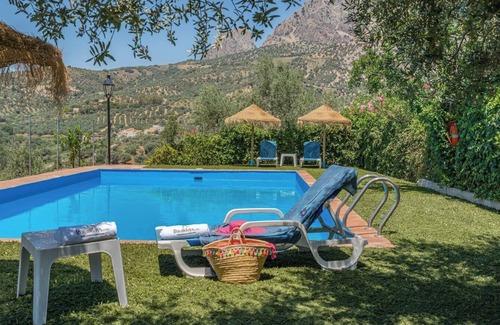 Alfarnatejo Villa | Casa Madrona Periana by Ruralidays