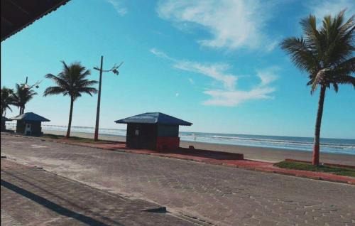 Mongagua Casa | Casa magnífica na praia