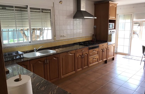 La Pobla de Vallbona Chalet De Esquí | Casa Mallaeta, la vivienda perfecta para desconectar y descansar con la familia