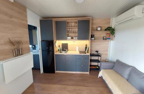 Metlika Casa | Casa Malu - mobile house by the Kolpa river