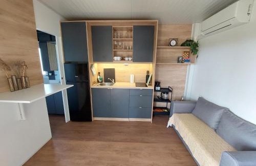 Metlika Casa | Casa Malu - mobile house by the Kolpa river