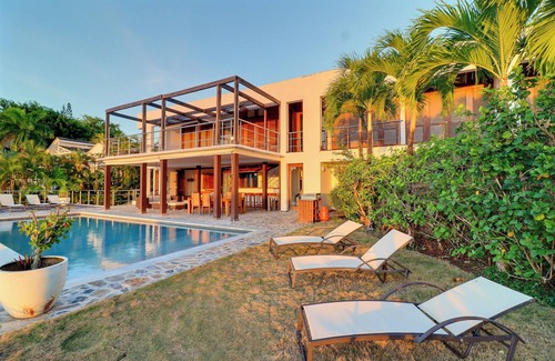Puerto Bahia Villa | Casa Mango Las Ballenas 5-bedroom villa Las Terrenas with AC, WiFi, amazing view