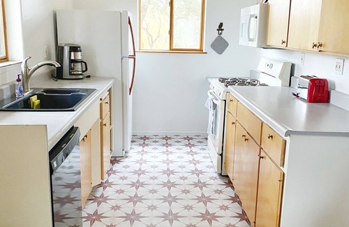 Midpines Casa | Casa Manzanita in Midpines! 26 miles to Yosemite!
