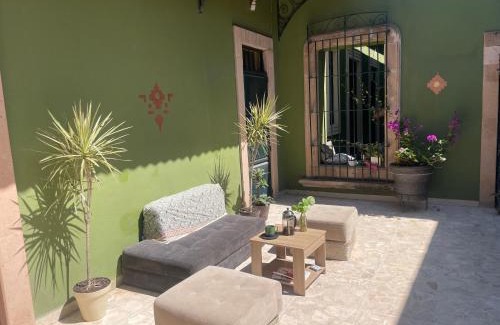 León Centro Hotel | Casa Mar de Marias Spa Holistico