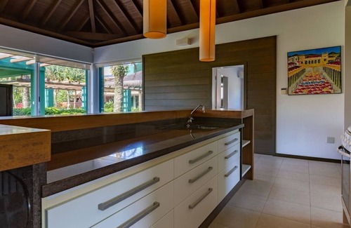 Morro das Pedras Casa | Casa Mar Floripa - 7 suites - Ocean Front Paradise