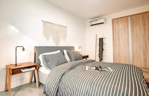 Las Escobas del Venado Casa | Casa Mar, Stylish Condo at Blue Venao
