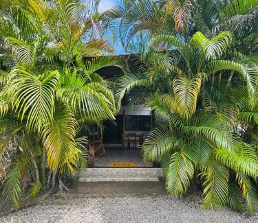 Paquera Casa | Casa Marañón con piscina Bioluminicencia Tortuga y Playa Quesera