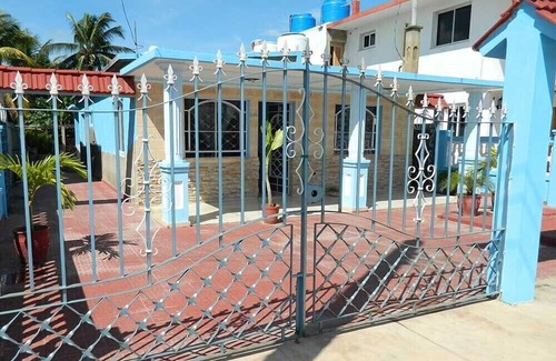 Municipality of Cienaga de Zapata Casa | Casa Marazul (Playa Larga)