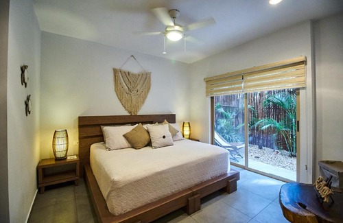 Barrio Zama Apartamento | CASA MARGARITA- A 5 minutos de la playa, piscina y jacuzzi