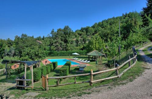 Pieve di Chio Casa | Casa Margherita 2 by PosarelliVillas
