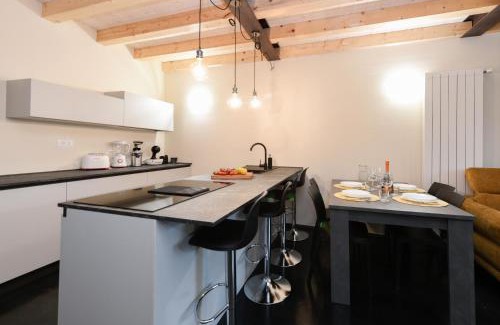 Salo Casa | Casa Margherita - new house in the ancient hamlet