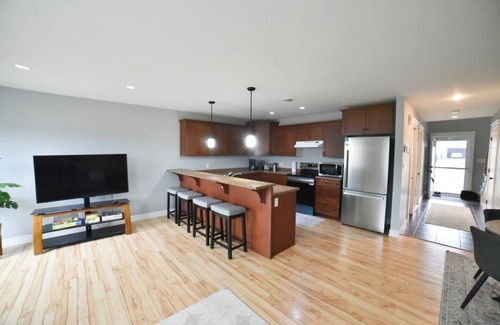 Stratford Casa | Casa Maria Island Home-Family Friendly: Sleeps up to 9, centrally located.