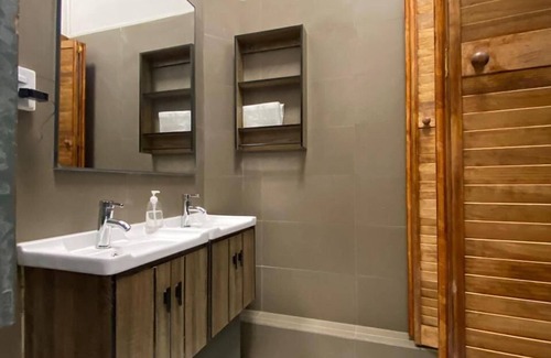 Downtown Santiago Hotel | Casa Marina Huérfanos