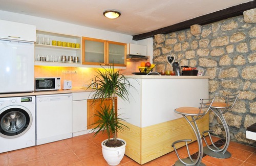 Kotor Villa | Casa Maris - Casa de piedra frente al agua en Dobrota