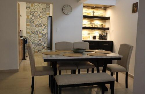 La Paz Villa | Casa MarJor