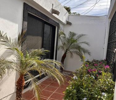 La Paz Villa | Casa MarJor