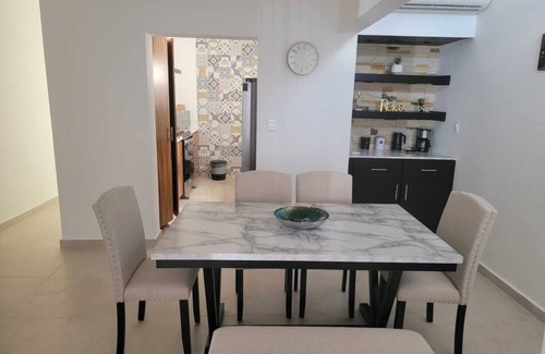 La Paz Casa | Casa MarJor