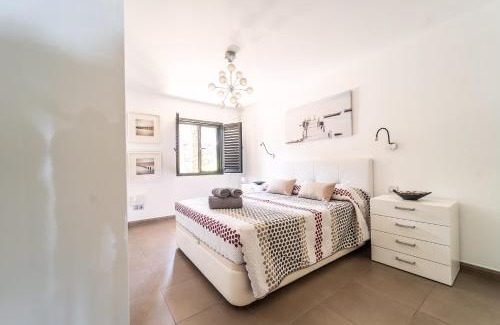 Playa del Aguila Apartamento | Casa Martín.