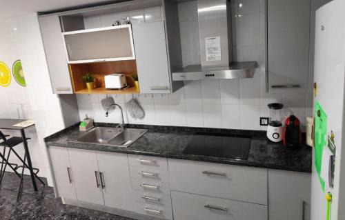 Candelaria Apartamento | CASA MARY "Céntrico y amplio Apartamento cerca del mar"