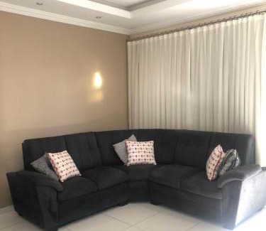Jardim Ipe Apartamento | Casa Mary Prox Hospital Samaritano Vista para Ibituruna