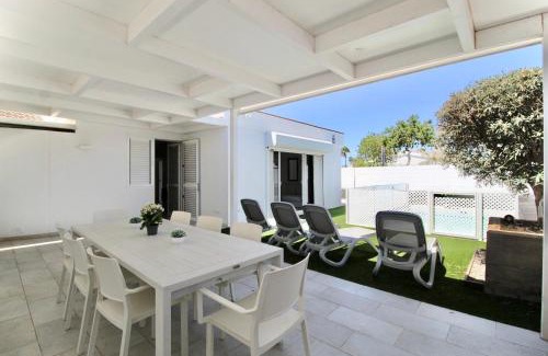 Maspalomas Chalet De Esquí | Casa Maspalomas private pool, Bbq and private parking