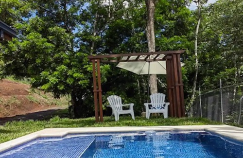 San Pablo de Turrubares Cabaña | Casa Mercedes con piscina privada