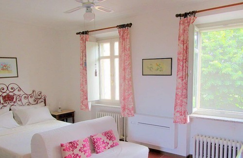 Govone Casa | Casa Menestrello A, fully refundable with voucher*: A welcoming studio apartment situated in the Roero area of Piedmont, with Free WI-FI.
