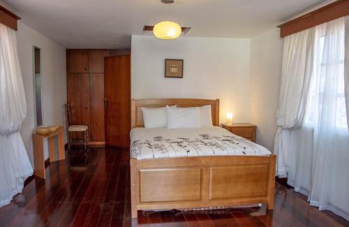 Calheta Casa | Casa Menezes Sunrise and Sunset Every Day