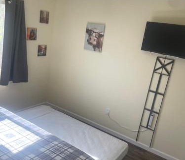 Mira Mesa Casa | Casa Mesa PLUS attached Studio & private Courtyard
