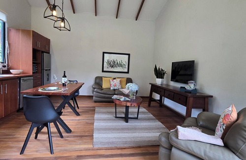 Quebrada Grande Casa | Casa Mia Suite with Jacuzzi and Panoramic View