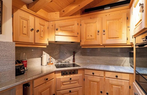 Laax Apartamento | Casa Miez Penthouse, ca. 126m2, can accommodate 6 guests and is located in Laax.
