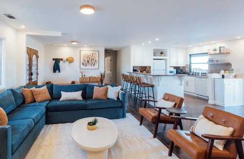 Joshua Tree Casa | Casa Milagros 5BR Pool Game Room Hot tub AC Desert views Sleeps 12