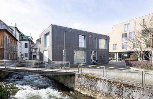 Langenthal Apartamento | Casa Milla, Apartment Wuhr - Zentrales Loft am Fluss inklusive Parkplatz