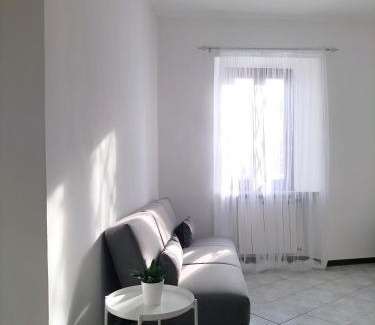 Omegna Apartamento | Casa Mina