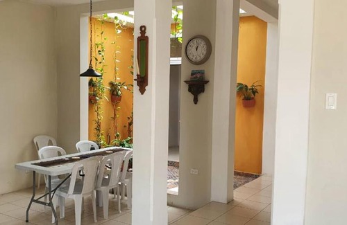 Retalhuleu Casa | Casa Miranda En Retalhuleu