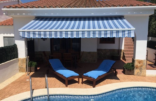 Riumar Chalet De Esquí | Casa Mireia Riumar, Deltebre.Costa Dorada, Delta del Ebro.Chalet a 300m de playa
