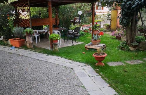 La Strada-Santa Cristina Cama Y Desayuno | Casa Mirella