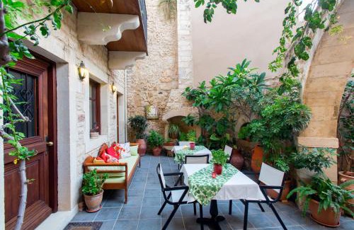 Old Town Rethymnon Hotel | Casa Moazzo Suites and Apartments
