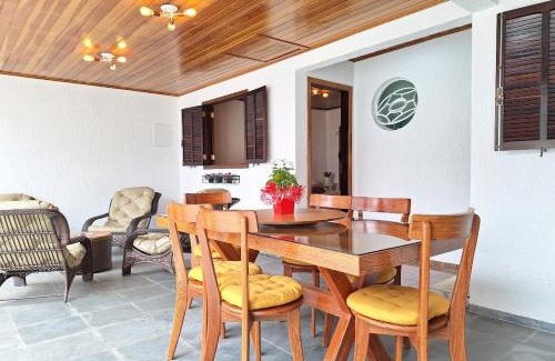 Jardim Nova Suica Casa | Casa Moderna - 2 Suítes próxima ao Portal em Campos do Jordão