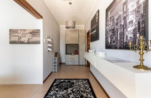 Imola Apartamento | “Casa Moderna con parcheggio privato”