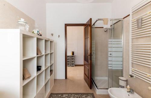 Imola Apartamento | “Casa Moderna con parcheggio privato”