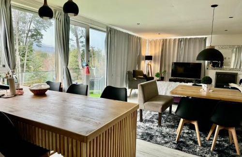 Barrio Correntoso Cabina | Casa moderna en el bosque y montaña