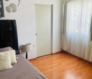 San Nicolás de los Garza Casa | Casa moderna y acogedora