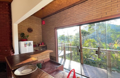 Teresopolis Chalet De Esquí | Casa Mohini: Deck Para Montanha e Lareira. Piscina Natural e Templo a 5 min