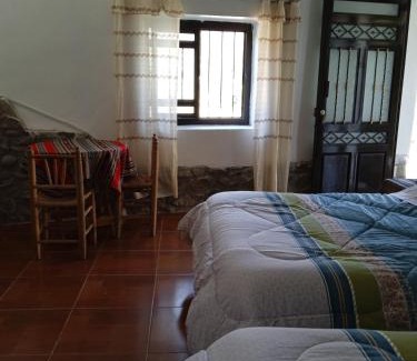 Huaraz Casa | casa montañista lodge & camping