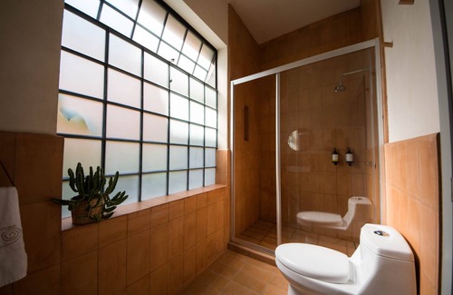 Americana Casa | Casa Montore by Barrio Mexico