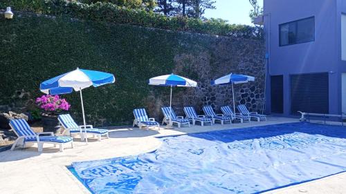 Tres de Mayo Casa | CASA MORADA 24 Personas alberca climatizada Burgos Cuernavaca