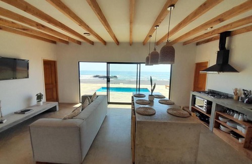 Curanipe Casa | Casa MORENA by Alto Curanipe